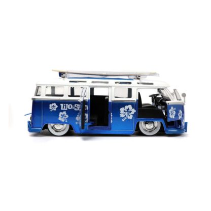 VW Bus mit Stitch Figur