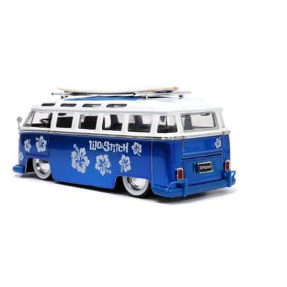 VW Bus mit Stitch Figur