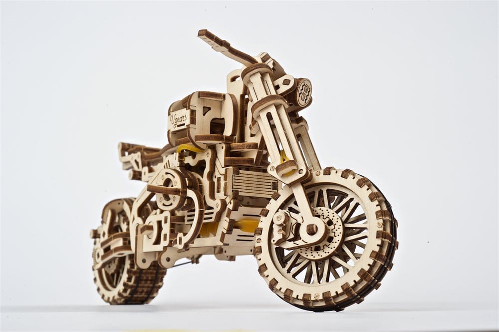 Scrambler UGR-10 mit Beiwagen