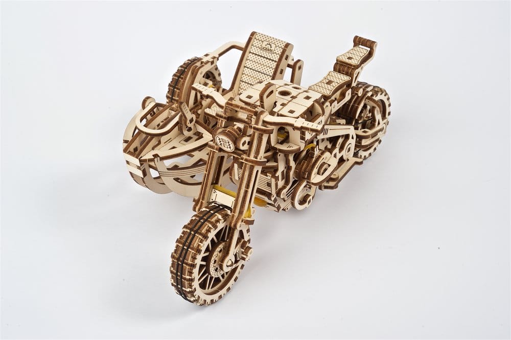 Scrambler UGR-10 mit Beiwagen