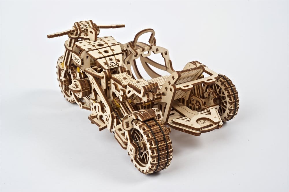 Scrambler UGR-10 mit Beiwagen